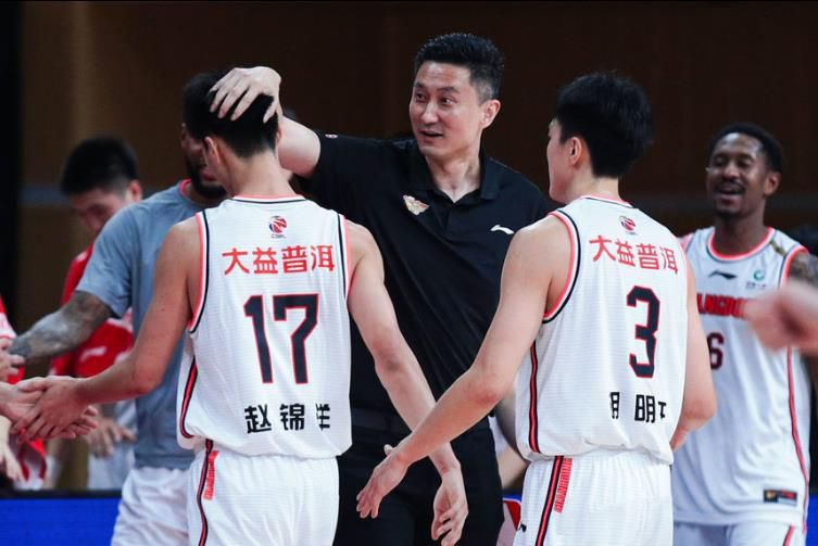 狠狠狠亚洲